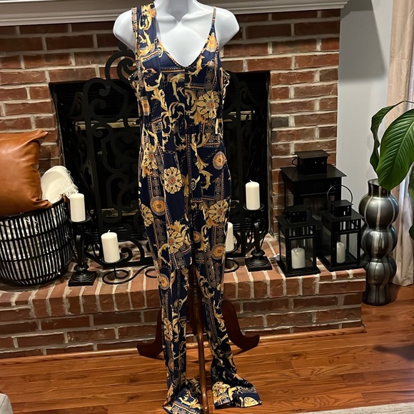 🔥Unbranded Versace Inspired Jumpsuit with Flare Legs. Pullon Blue&Gold Size:XL - Picture 4 of 13